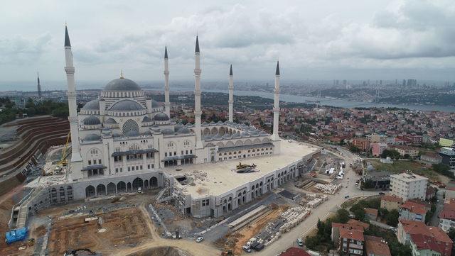 Havadan görüntülerle sona gelinen Çamlıca Camii