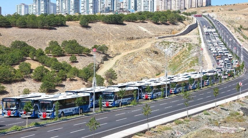 Elazığ Belediyesi, modern araçlarla hizmet veriyor