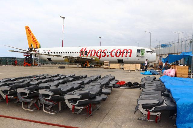 Millet kıraathanesi yapılacak u&ccedil;ak, gece nakledilecek 1