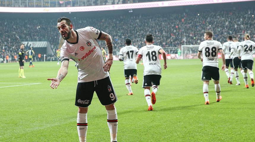 Beşiktaş'ta Alvaro Negredo'yla yollar ayrıldı