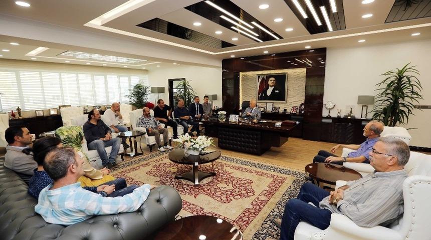 Yenimahalle esnafı Başkan Yaşar&rsquo;a dert yandı