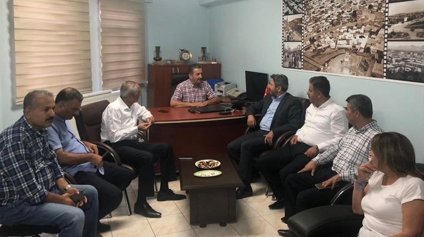 Milletvekilleri kent konseyi y&ouml;netimi ile bir araya geldi