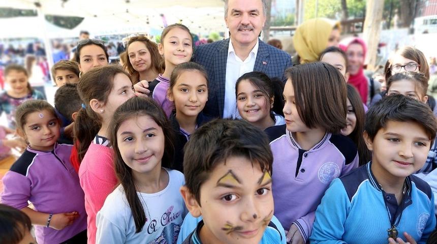 Başkan G&uuml;rlesin&rsquo;den yeni eğitim yılı mesajı