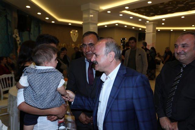 Vali Çakacak, Şehit Fatih Dalgıç’ın kız kardeşinin düğün törenine katıldı