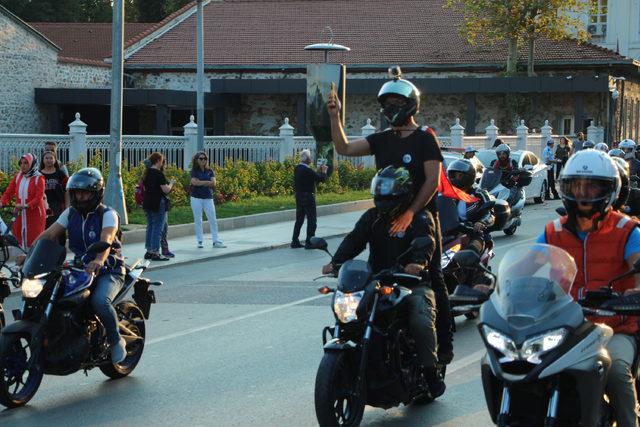 Motorculardan 15 Temmuz Şehitler Köprüsü'nde eylem