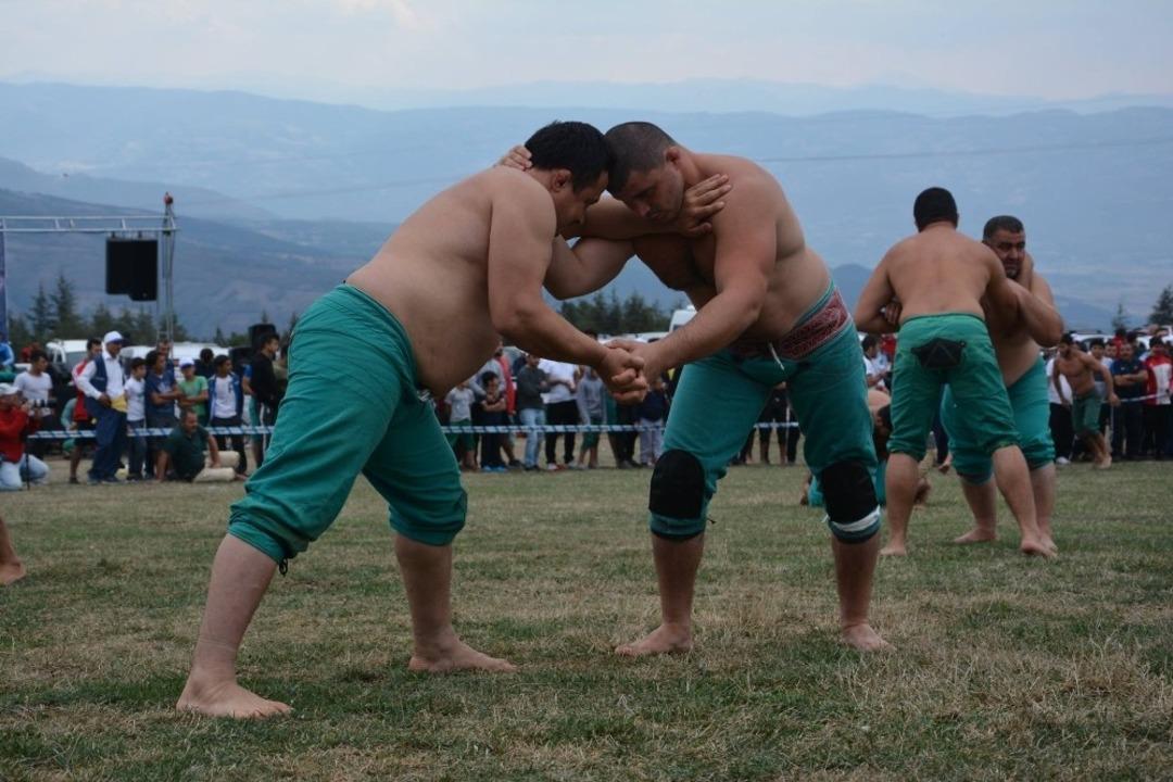 G&uuml;reşin Kalbi Niksar&rsquo;da attı