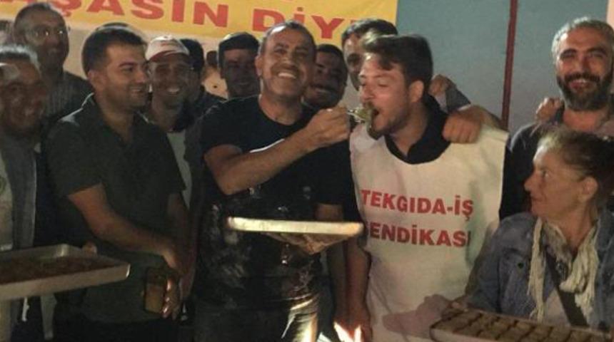 Haluk Levent'ten iş&ccedil;ilere baklavalı destek