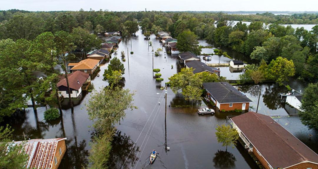 'Florence Kasırgası en tehlikeli seviyeye ulaştı'