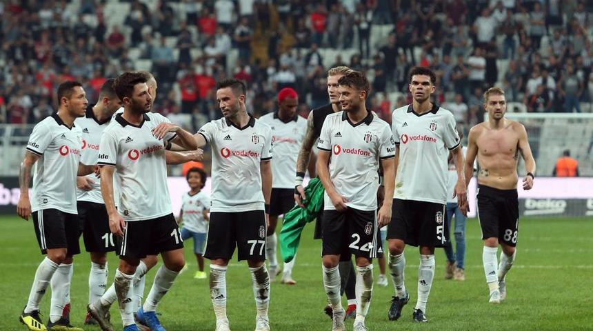 Şenol G&uuml;neş, Fenerbah&ccedil;e derbisinde Medel'in yerine Tolgay Arslan'a g&ouml;rev verecek