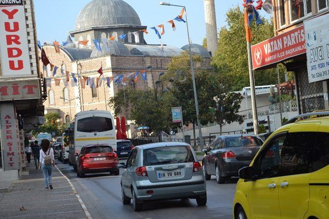 Balıkesir’de trafiğinde ’eğitim’ yoğunluğu