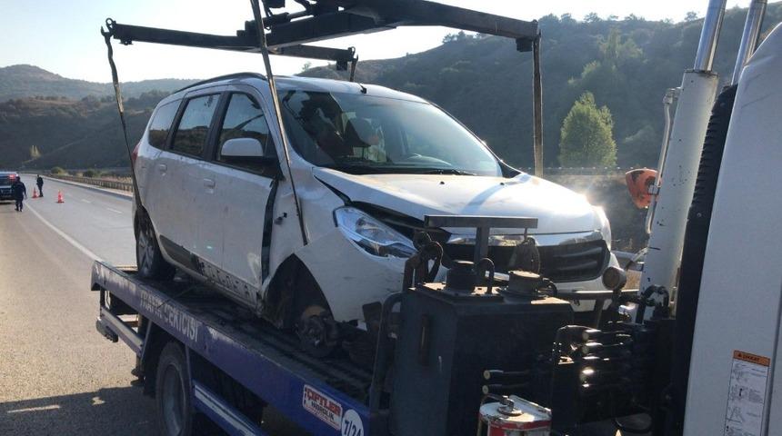 Otomobil şarampole devrildi : 1 yaralı