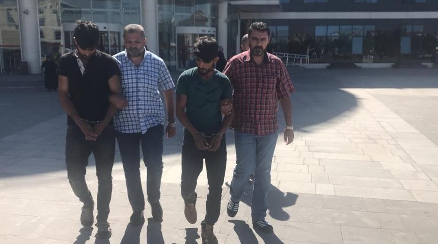 Sahte polisler tutuklandı