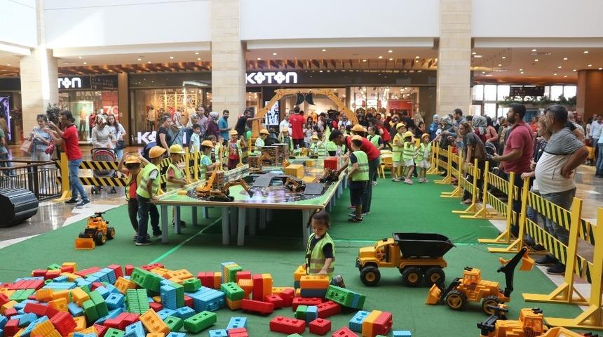 Şanlıurfalı &ccedil;ocuklar, inşaat at&ouml;lyesinde buluştu