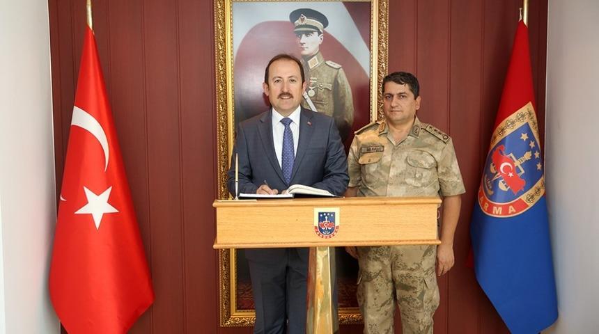 Vali Pehlivan, İl Jandarma Komutanı Jandarma Albay Bilgi&ccedil;&rsquo;i ziyaret etti