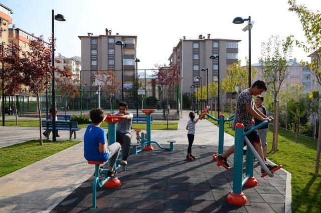 Palandöken Belediyesi parklarını 24 saat kamerayla izliyor