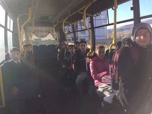 Demir&ouml;z&uuml; Belediyesi&rsquo;nden &ouml;ğrencilere &uuml;cretsiz servis hizmeti 2