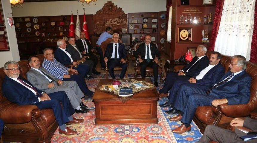 Ahilik haftası kutlama heyeti Se&ccedil;en&rsquo;i ziyaret etti