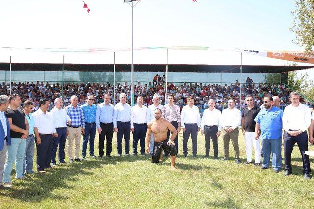 Serik&rsquo;te yağlı g&uuml;reşler nefes kesti 2