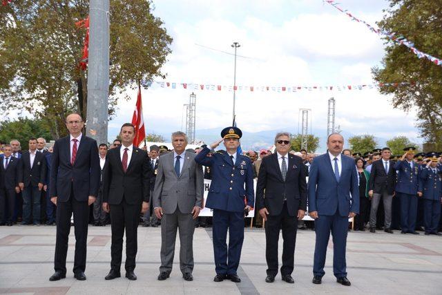 Bandırma’nın düşman işgalinden kurtuluşunun 96. yılı kutlandı