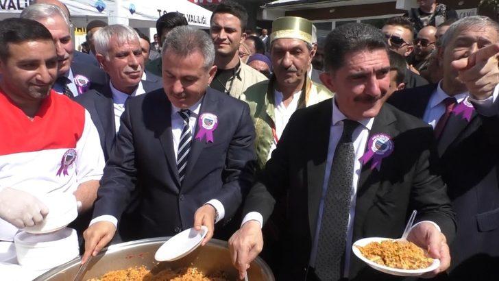 Ağrı’da ‘Ahilik Haftası’nda vatandaşlara ikram yapıldı G1