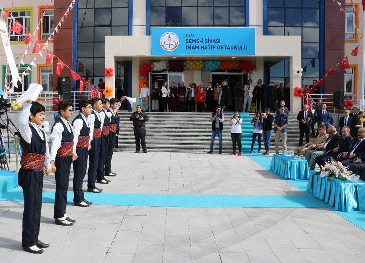 Yeni eğitim öğretim törenle başladı G5