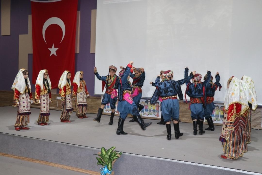 İlk&ouml;ğretim Haftası &ccedil;eşitli etkinliklerle kutlandı