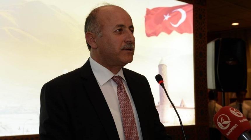 Vali Azizoğlu&rsquo;ndan Pasinler savaşı zaferi mesajı