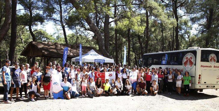 Güver Uçurumunda çevre temizliği yapıldı G2