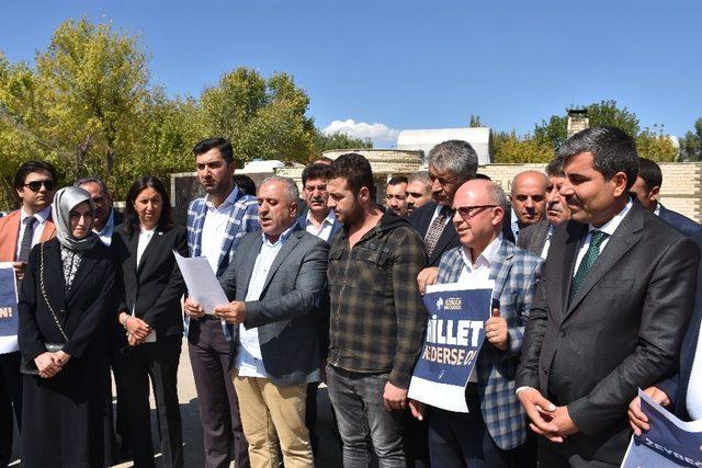 AK Parti’liler Adnan Menderes’i andı