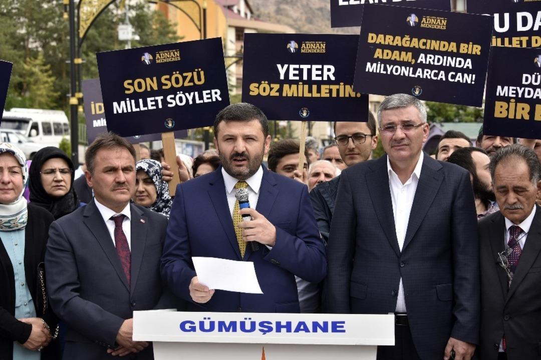 Menderes ve arkadaşları idam edildikleri g&uuml;n ve saatte G&uuml;m&uuml;şhane&rsquo;de anıldı