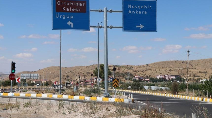 Nevşehir Valisi Aktaş &ouml;l&uuml;m kavşağında incelemelerde bulundu