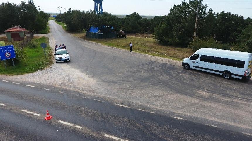 Jandarma, okul servis ara&ccedil;larını denetledi