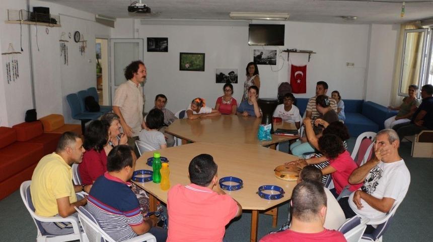 Engellilere y&ouml;nelik drama eğitiminin yeni d&ouml;nemi başladı