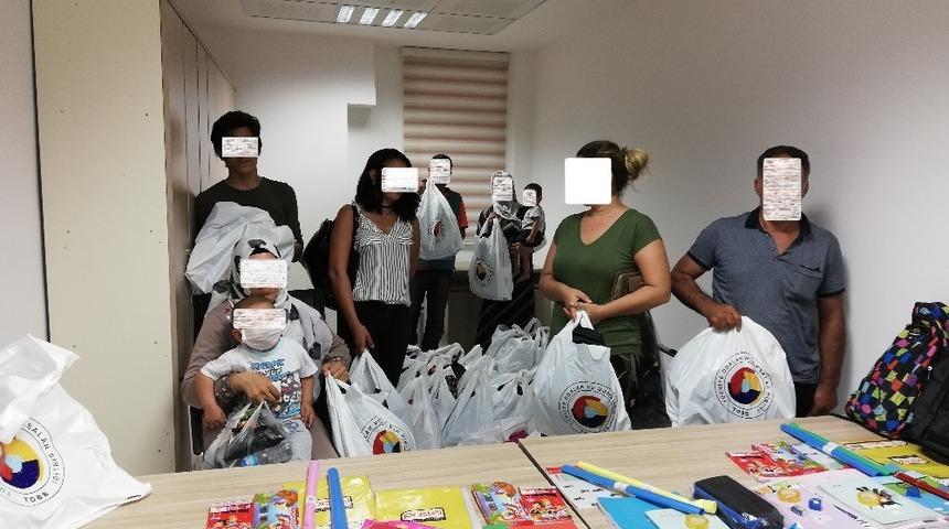 Denetimli serbestlik y&uuml;k&uuml;ml&uuml;leri &ccedil;ocuklarına kırtasiye yardımı