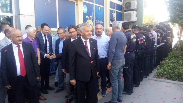 MHP’li Başkan ve başkan adayı Günaydın’a coşkulu karşılama