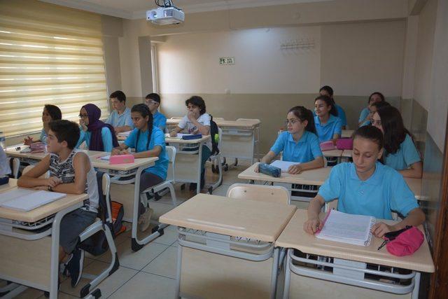 ŞEGEM’de liseye hazırlık kursları başladı