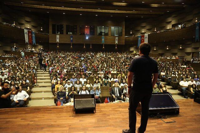 HKÜ’de 2022 mezunları oryantasyon ile üniversite hayatına adım atacak