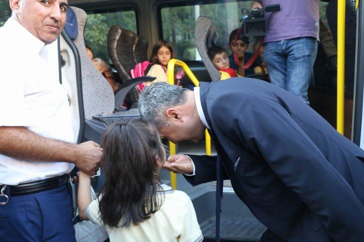 Diyarbakır Emniyet Müdürü Aslan okul denetimlerine katıldı G2