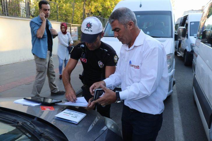 Diyarbakır Emniyet Müdürü Aslan okul denetimlerine katıldı G3