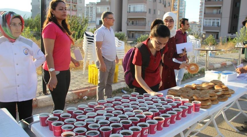 &Ouml;ğrencilerin ilk simidi belediyeden