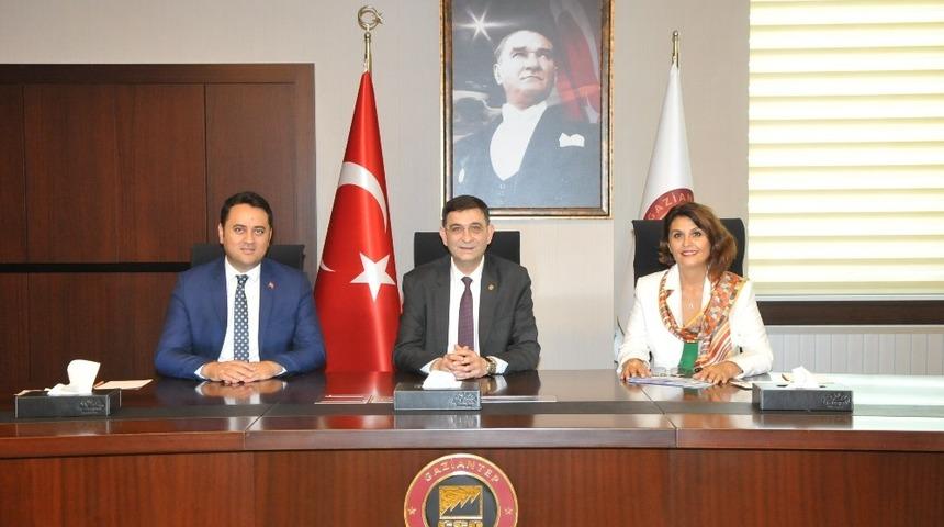 Yapı ve gayrimenkul fuarları inşaat sekt&ouml;r&uuml;n&uuml; Ortadoğu ve Afrika&rsquo;ya a&ccedil;acak