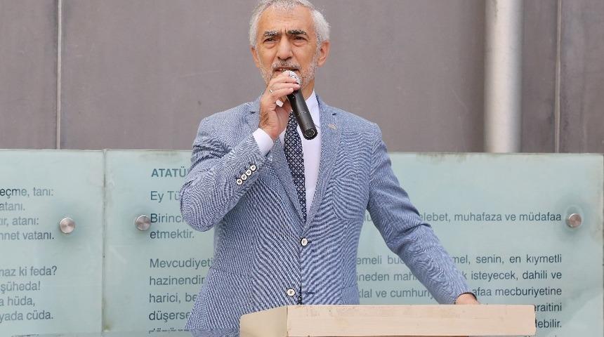 Kağıthane Belediyesinden eğitime b&uuml;y&uuml;k destek