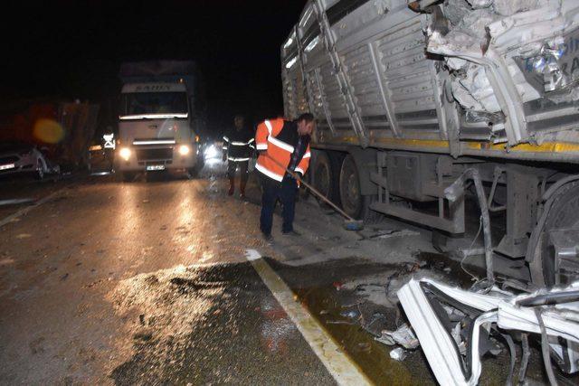 Kırıkkale'de zincirleme kaza: 6 yaralı