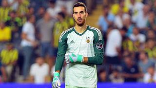 Fenerbahçe'de Harun Tekin Cocu ve ekibinin yüzünü güldürdü