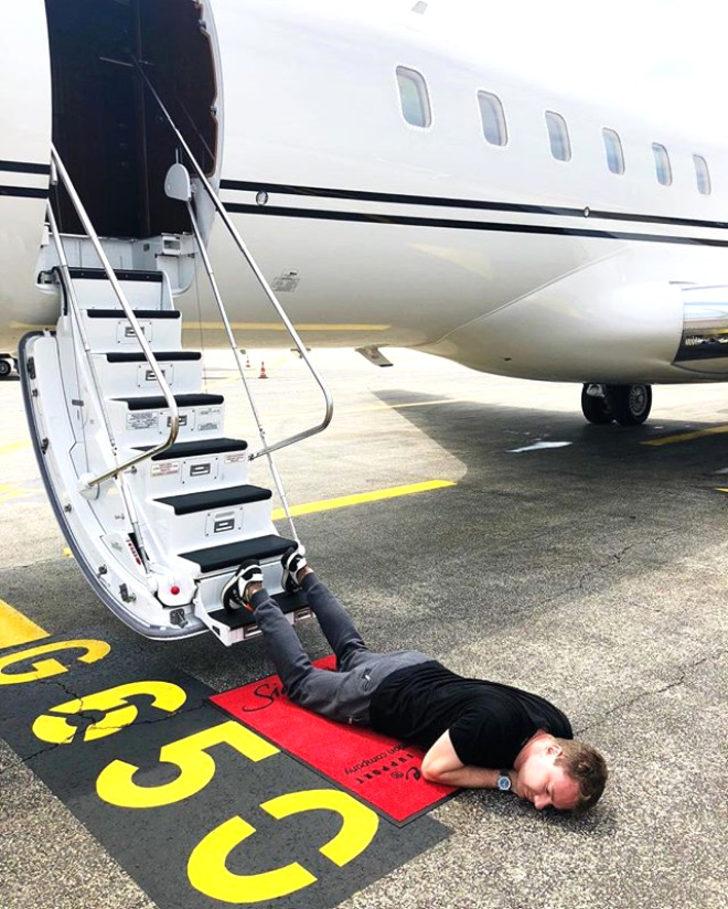  Seda Sayan'ın  düşmepozu ne ki!  Siz bir de Ruslar'ın yaptıklarına bakın G1