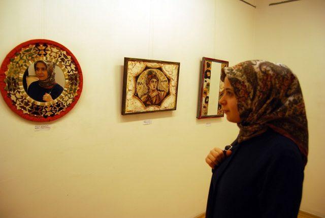 Mehmet Yılmaz’ın mozaik sergisi 21 Eylül’e kadar sürecek