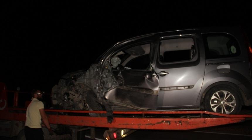 &Ccedil;an&rsquo;da trafik kazası: 1 &ouml;l&uuml; 1 yaralı