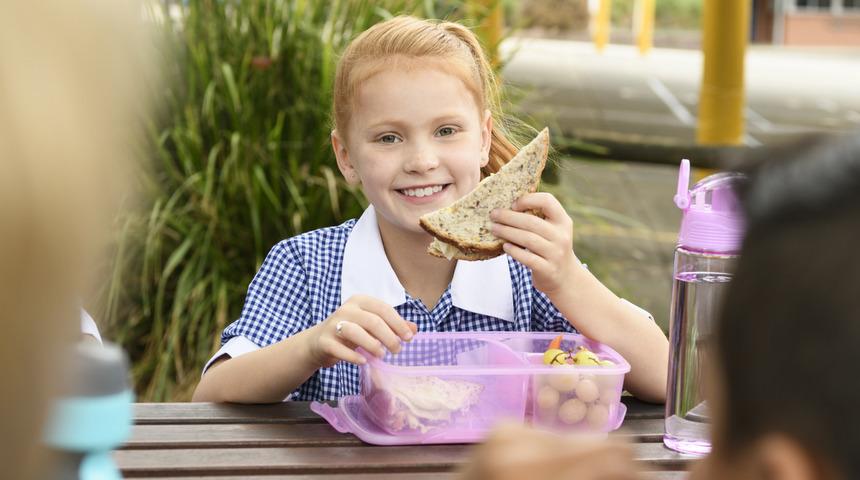 Çocuğunuzun beyin gelişimi için beslenme çantasında bulunması gerekenler