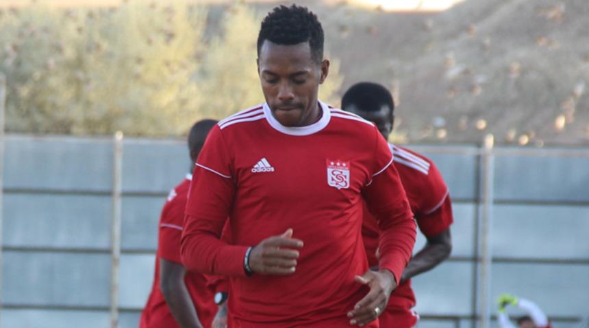 Sivasspor'da Robinho şaşkınlığı