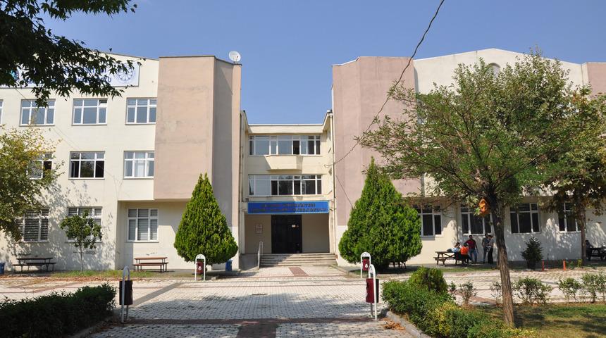 Mobilyanın başkentindeki meslek yüksekokulunda, mobilya bölümü kapatıldı